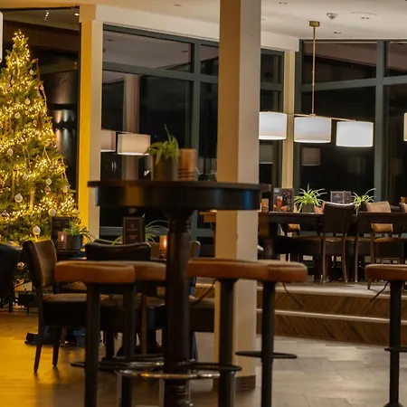 Готель Hotel Winterberg Resort 3*