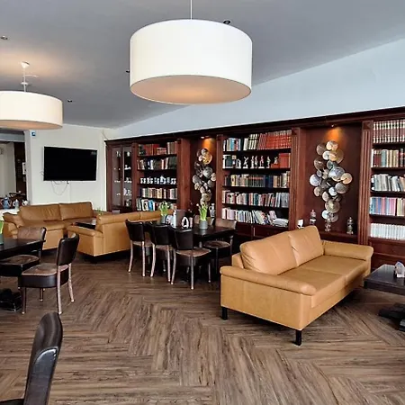Готель Hotel Winterberg Resort